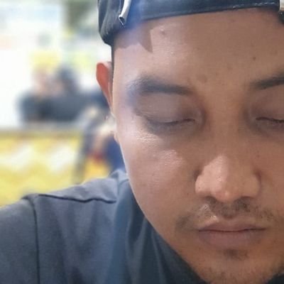 liat liat aja dulu siapa tau ada kamu didalamnya.