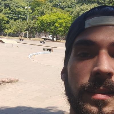 Falando sobre tecnologia e Grêmio 🇪🇪 🔬 🧪🩵🩶🤍
Dev | Linux | Filmmaker