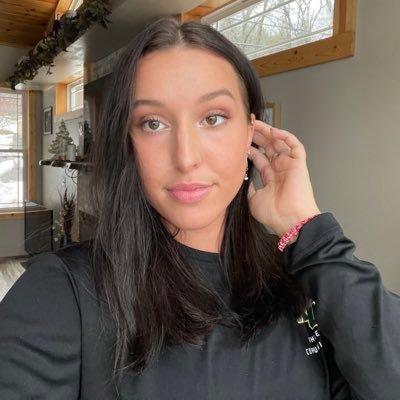 kaylaaeyer's profile picture. kewks ‘21