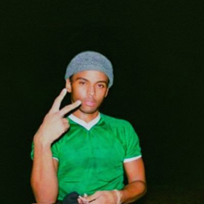 Looks fade, these don’t ─── how i do anything is how you do everything. https://t.co/2SKrklmV5N