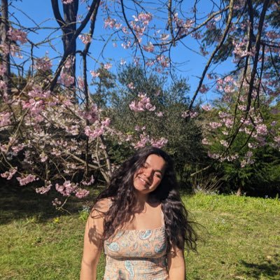 _barkha19's profile picture. this profile retweets more than it tweets.