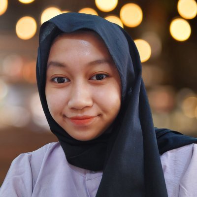 dewi_vinlly's profile picture. 