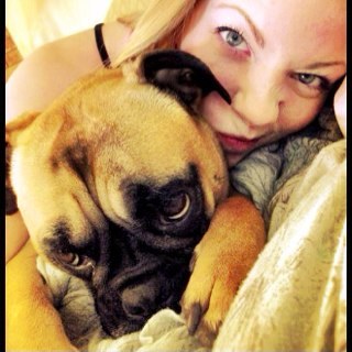 amandadrebit's profile picture. 