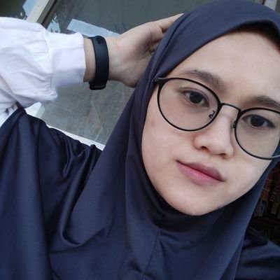 nsnuroniah's profile picture. 𝓝𝓪𝓶𝓮𝓮𝓻𝓪 𝓢𝓱𝓪𝓱𝓲𝓪 𝓝𝓪𝓾𝓻𝓮𝓮𝓷 ✨✨
👨‍👩‍👧