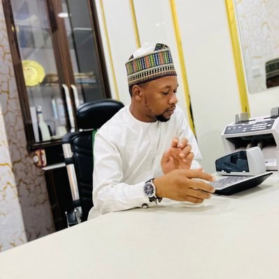 Proudly Arewite| Senior Advocate for the Masses Voice| Humanitarian| entrepreneur/stylist, motivational Speaker| Ambassador of Students Police Peace Initiative.