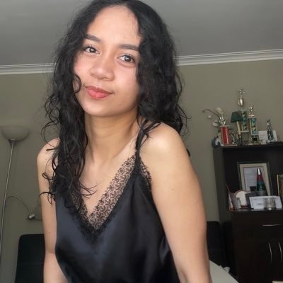 shierously's profile picture. 