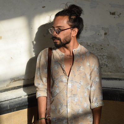 asraar_e_sanam's profile picture. • मुझे इश्क़ की बद्दुआ है • जो हर एक का हो जाए वो किसी एक का नही होता •Psychic Energy Medium• Psychologist •Hypnotherapist •Kamasutra Expert•INFJ-T