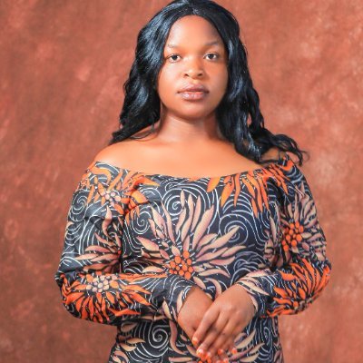 🌹Renee _House of Shoes 👠 
🌹Public relations officer professional 
🌹God first🙏