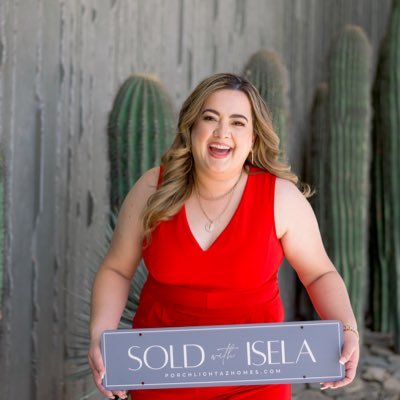 Mum of 3, #AZRealtor providing clients luxury service. Helping families make moves. Fluently bilingual-🇲🇽 Building generational wealth thru real estate.