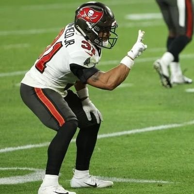 CarlitosChen25's profile picture. 