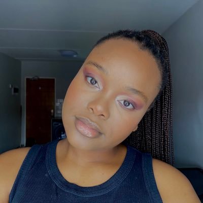 mi_oketa's profile picture. aspiring chartered accountant.