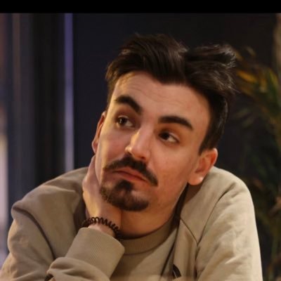 meichlousesssV1's profile picture. 