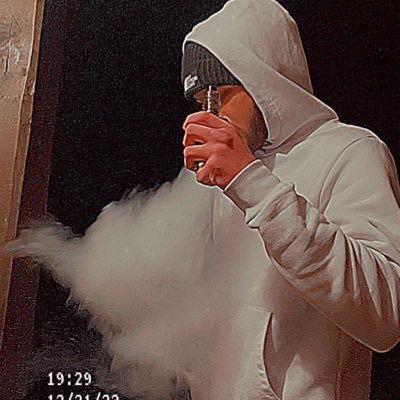 XiveY_off's profile picture. C XIVEY BB SI T LA C QUE TU VEUT MA QUEU 🫣