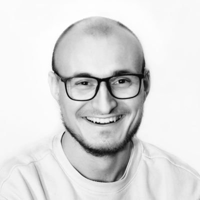 DenisGascic's profile picture. Za frendove Denki, za one starije Gale. Fićin frend. 
'Bile su moderne barabe onih dana'