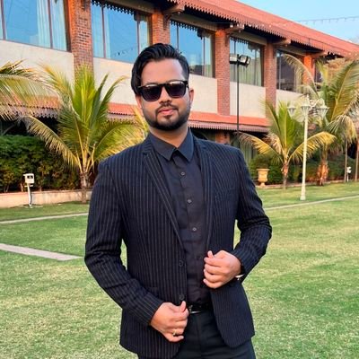 pratikmote's profile picture. Engineer !!! Designing chips  @Intel