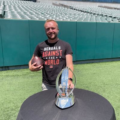 JHartDYT's profile picture. 