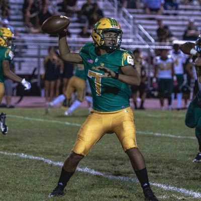 Coachella Valley High QB '23 5'9 170 lb |CA| 🔰🌴 IG: Ju1ce_7