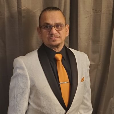 God First.
Micah 6:8
Then My Wife.
Then all others.
Family isn't always blood related.
High School ParaPro
#FVSUAlumni
#ElevateK12
#ClassroomCoach
#MCHS