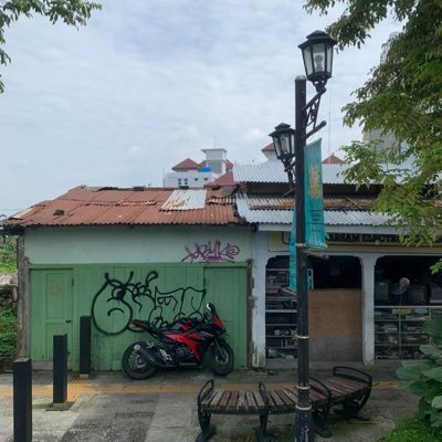 shutzupx's profile picture. ⚕️’24