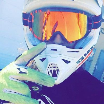 coougs's profile picture. To die young, as late as possible.