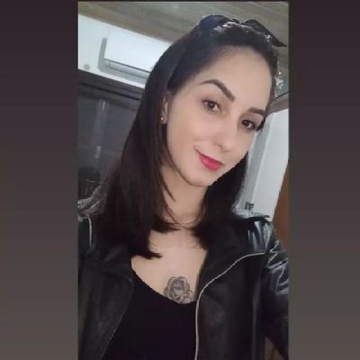 Érica Menezes|
24 anos|
Gremista💙| Escorpiana ♏|
Recursos Humanos 🎓|