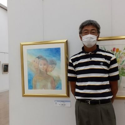 MokuKurosaki's profile picture. 新潟県 #柏崎市笠島 にある築115年の #蔵ギャラリーMoku の蔵主です。
　店の看板と水彩美人画を描いています。
 #佐渡見平コスモス畑　でコスモスを育てています。
インスタもやっています。
kurosaki_hirohito