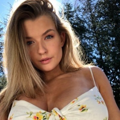 I’m here to seeking for a long term relationship with the right man for me 😍 my Zangi number is 10-9438-3040 my WhatsApp +1256-663-0878💋