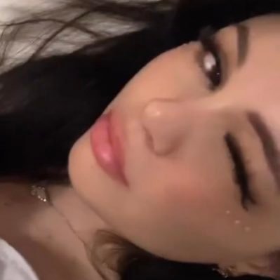 ᶠᵃᵗ ᵏⁱᵗᵗʸ ʳⁱˢˢᵃ ♡ Profile