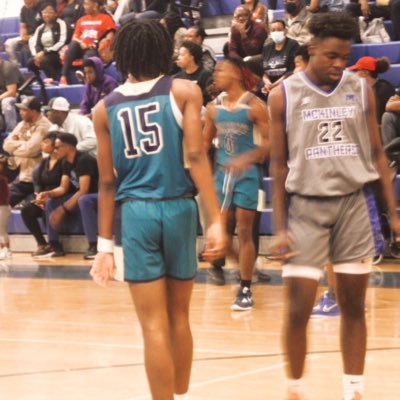 C’o 2023|6’4 171 Ib | 3.3 GPA|Email:Dontehall754@gmail.com