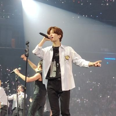 BTOB 💙 SKZ ❤️
