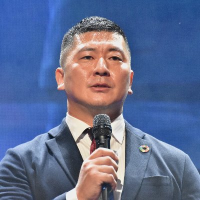 aP0k8XRleR91298's profile picture. 加藤良（かとうりょう）さんを勝手に応援するアカウントです。（本人ではありません）■令和5年3月、都民ファーストの会区政改革委員（墨田区担当）になりました（公認候補）■社会人アメフトチーム『下町ゴリラズ』を率いる代表＆選手■カミングアウトアスリートでもあります■加藤良さんの魅力をお伝えしていきます