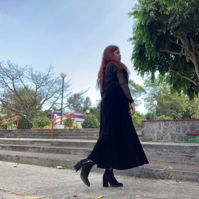 Streamer💖/ El Salvador 🇸🇻/ Los comienzo dan miedo, los finales llegan siempre.!🖤✨