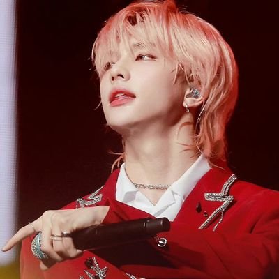 justforgetit_ok's profile picture. love hyunjin