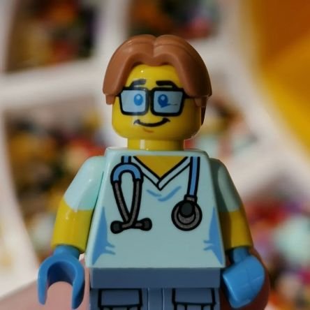 Medical Student👨‍⚕️💊🩺  Putting the 'Niall' in Nihilism...

Former Politico▪News Junkie▪Gaeilgeoir