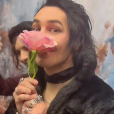 inwickedwalls's profile picture. #1 love the void stan | sebastian danzig enthusiast | mostly a palaye royale and jann fan account | priv: @sharksIoveblood