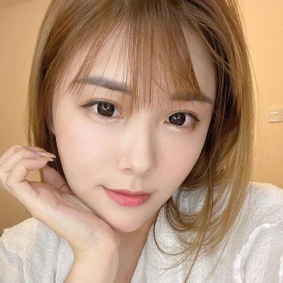 thisisshl_erena's profile picture. 港產獨家