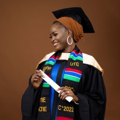 BSc Accountancy/UTG/A proud Muslimah /An~Introvert😌/Gambian 🇬🇲 /Fashion Lover😘