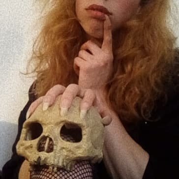 Roxaaaaaaaannne's profile picture. yo, bit*h !