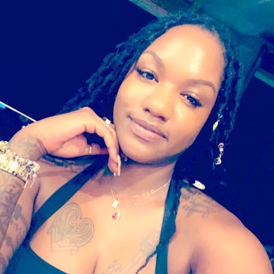 Kitchen Goddess, Herb Healer, Poetic Artist, Divinely Connected, Indian Rooted 🧚🏽