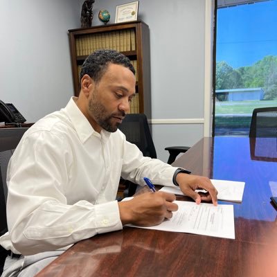 TheRamonGary's profile picture. 🙏🏽Man of Faith 👑Proud Father & Husband 📈Entrepreneur 🏠 Realtor ♦️NUPE