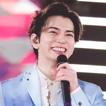 28・she/her・INFP-T ・ addicted to J-dramas I love #嵐 and been a devoted adorer of their king Matsumoto Jun since 2017. ✨💜