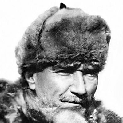 🇹🇷❤️Mustafa Kemal ATATÜRK` ün ASKERLERİYİZ ❤️🇹🇷
Kurt gibi Vatanına sahip çıkmazsan ;İt gibi kapı kapı gezersin ...🇹🇷❤️🇹🇷 Türk Atasözü