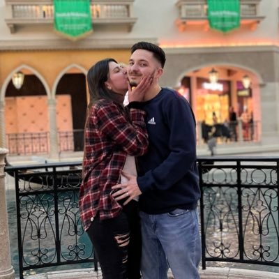 DamionBooth's profile picture. Navy Veteran, Star Wars Nerd, and Chargers fan ⚡️⚡️⚡️