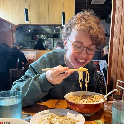 MD/MPH student @UNC_SOM @HarvardChanSPH | Aspiring obgyn & 🏳️🌈🏳️⚧️ HCP | they/them