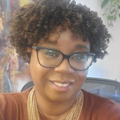Academic Library Administrator, Former @cocacola marketer, PhD candidate. Roll w #democracy, #food, & #diversity. Former EIC of an Award-Nominated Blog.