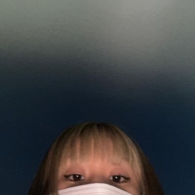 chaengsaw's profile picture. I'm just living off of retweets.