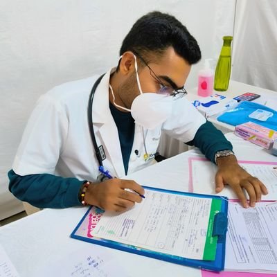 thedarkdementor's profile picture. 