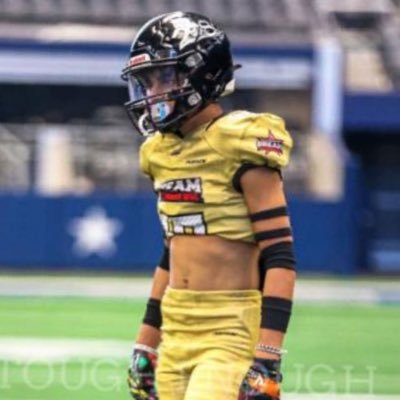 Class of 2027 - 3.8 gpa - Cornerback @ Bishop Kelly High School ✝️ email: zanman773@gmail.com
