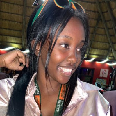 SimanekaHilma's profile picture. 