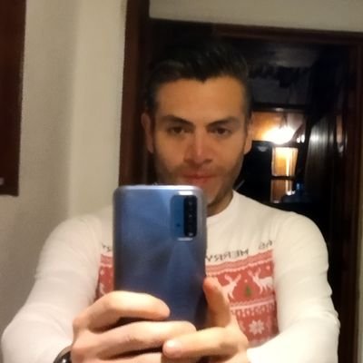 Ure76597252's profile picture. La lectura y la cultura en todos sus expresiones me hace feliz...